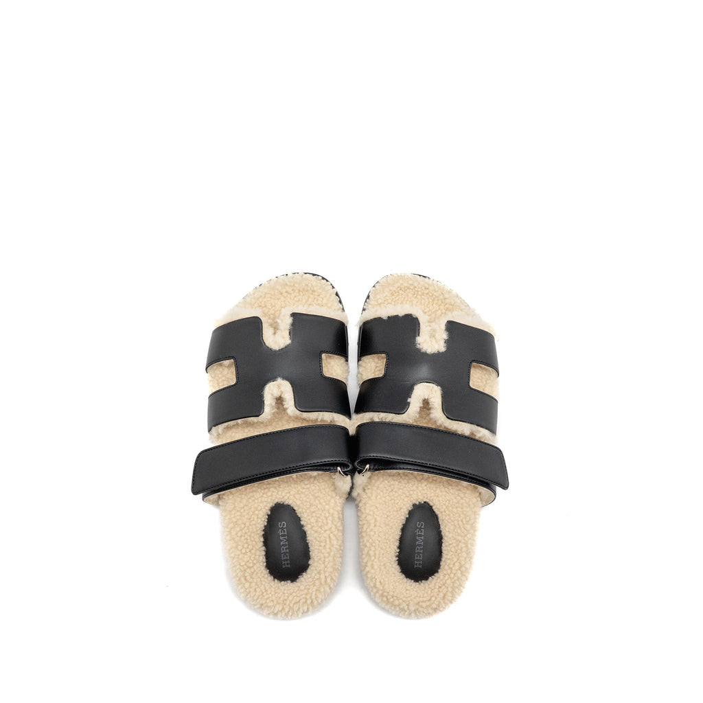 HERMES CHYPRE SANDAL CALFSKIN/SHEARLING LINING BLACK SHW