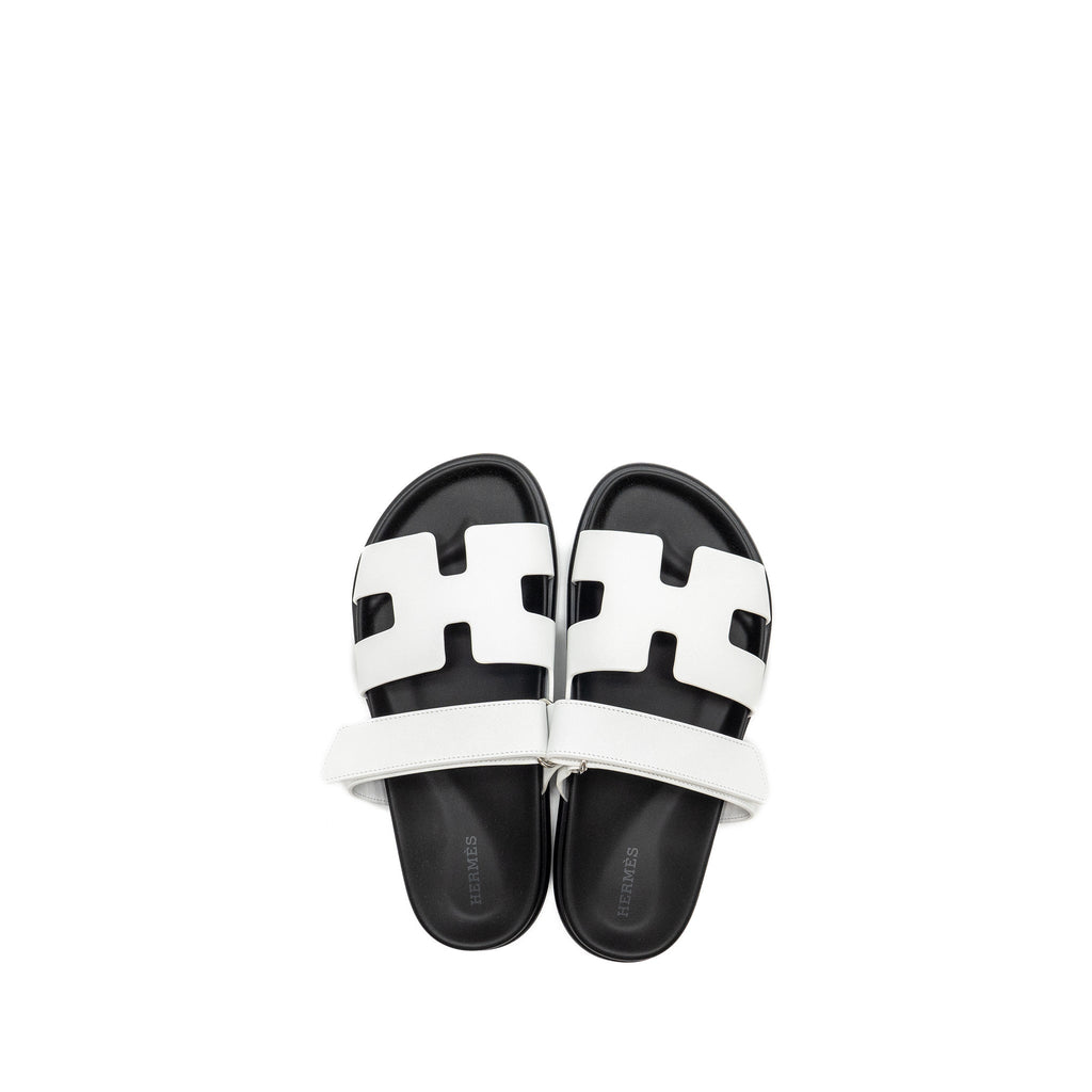HERMES CHYPRE SANDALS WHITE / BLACK