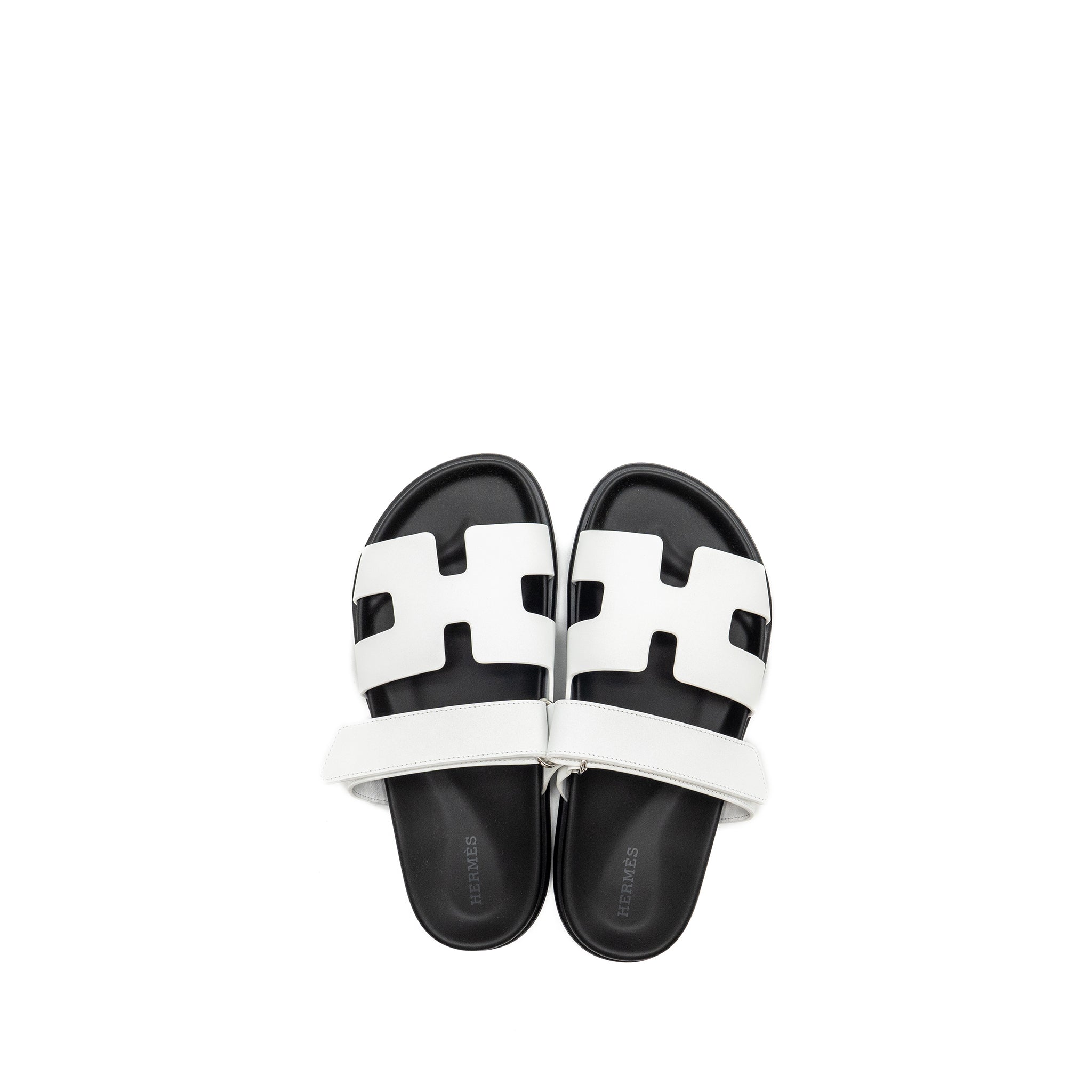 HERMES CHYPRE SANDALS WHITE / BLACK