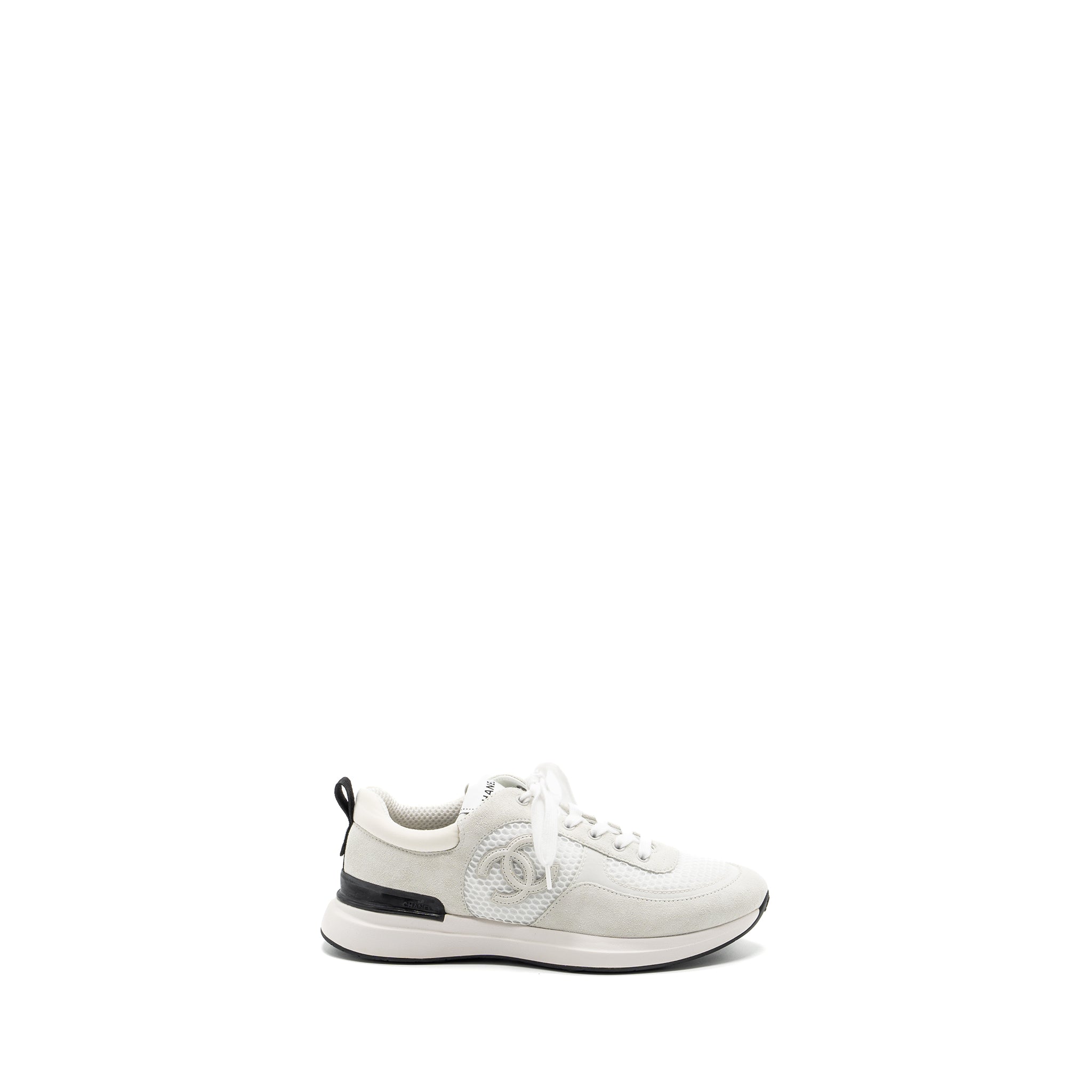 CHANEL CC LOGO SNEAKERS WHITE