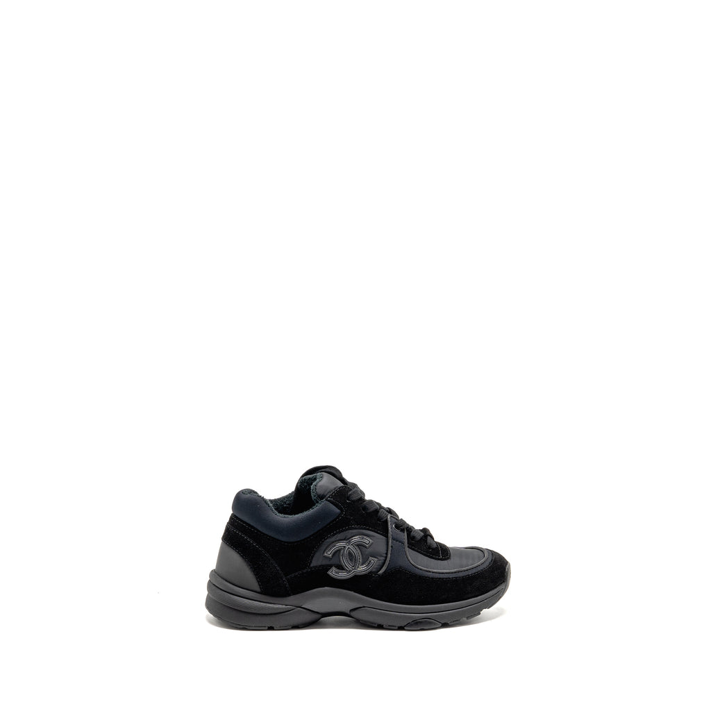 CHANEL CC SNEAKERS SUEDE/FABRIC BLACK