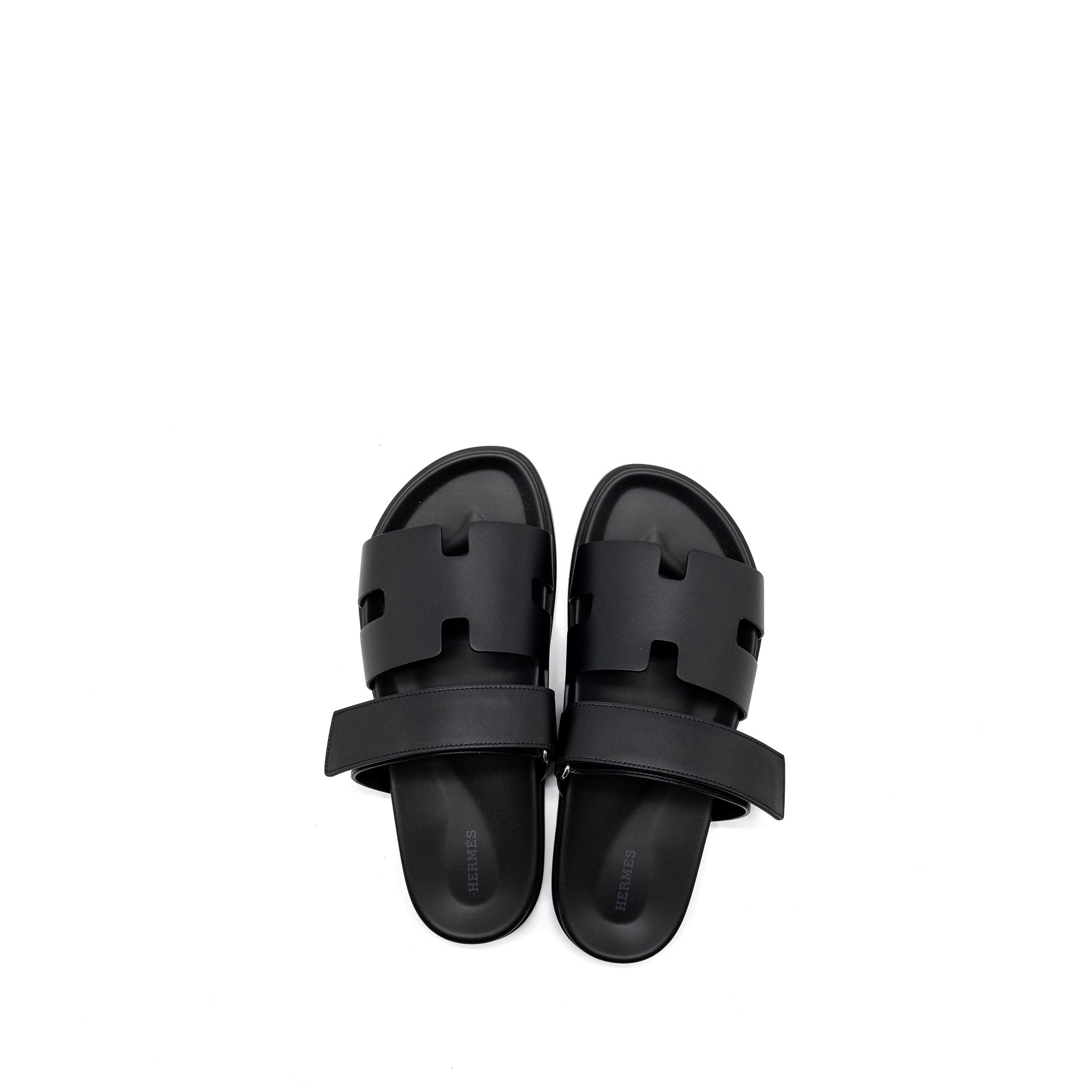 HERMES MEN’S CHYPRE SANDALS BLACK