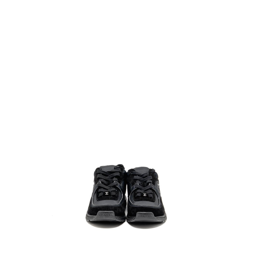 CHANEL CC SNEAKERS SUEDE/FABRIC BLACK