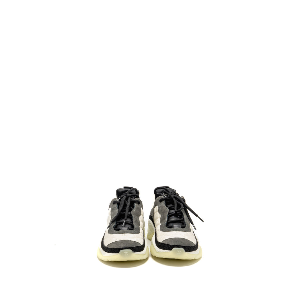 CHANEL CC AND LETTER LOGO SNEAKERS SUEDE/FABRIC BLACK/WHITE