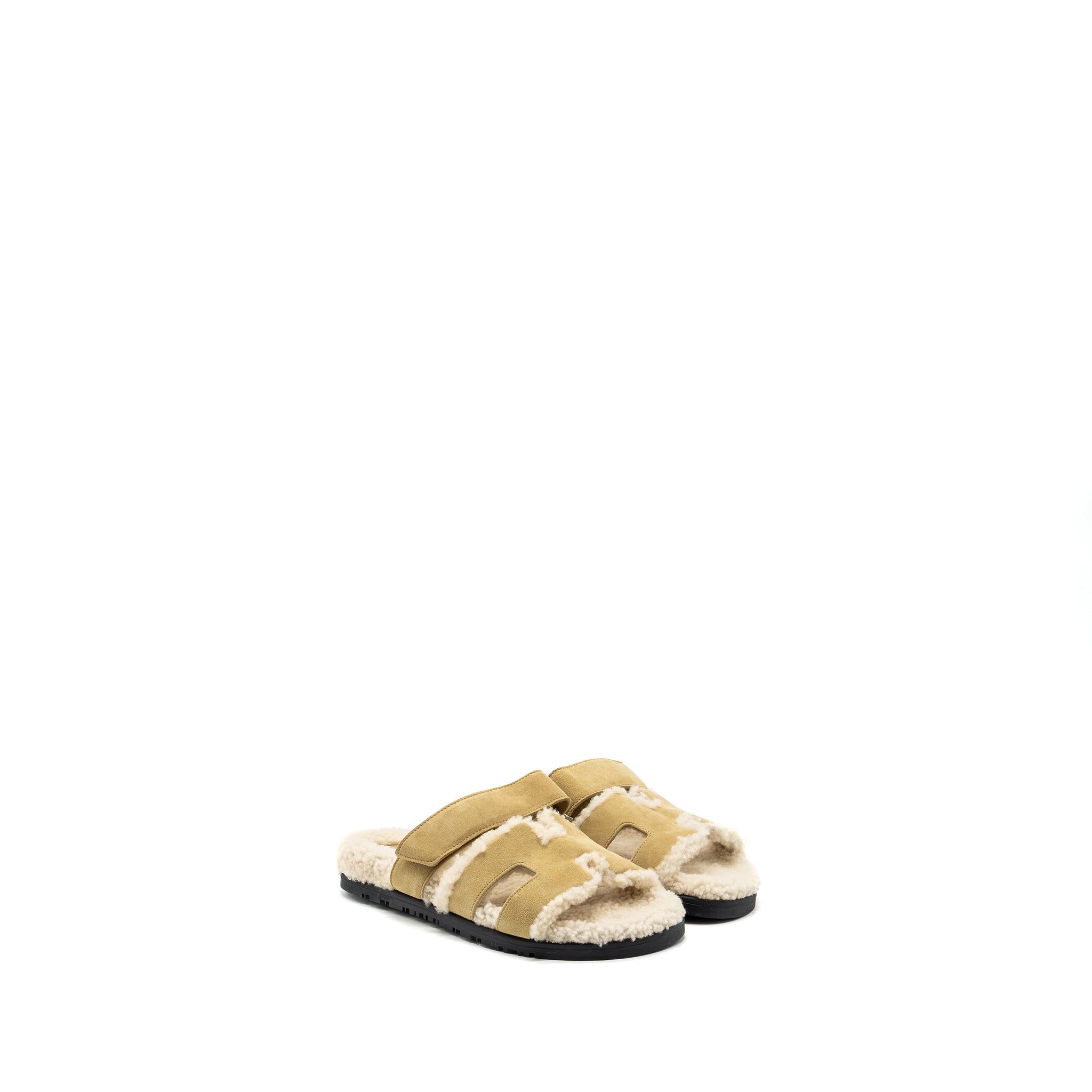 HERMES CHYPRE SANDALS CHÈVRE VELOURS BEIGE ALBATRE