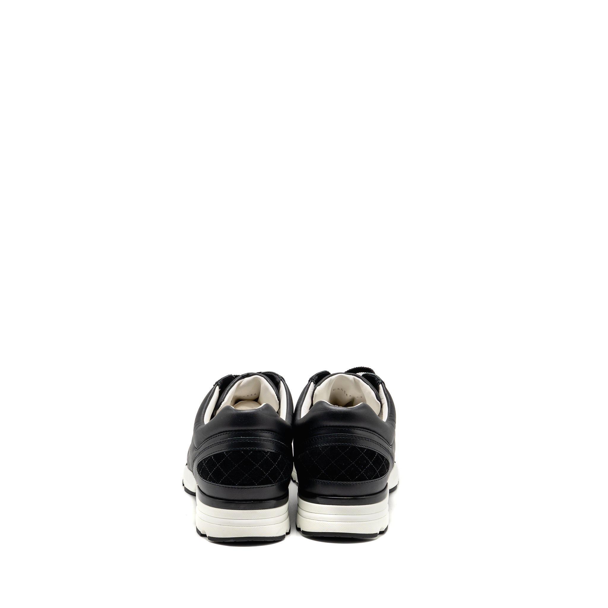 CHANEL CC LOGO SNEAKERS LEATHER BLACK / WHITE