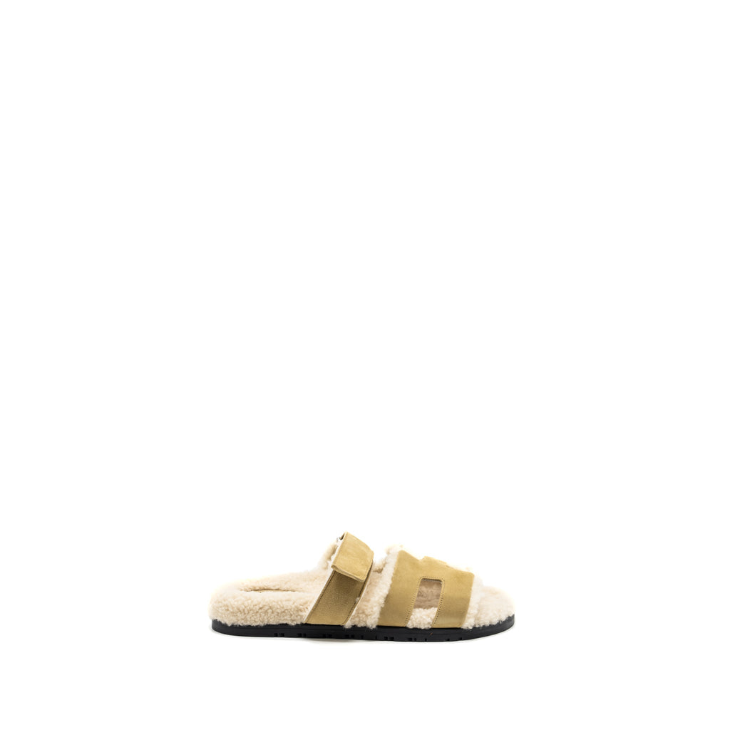 HERMES CHYPRE SANDALS CHÈVRE VELOURS BEIGE ALBATRE