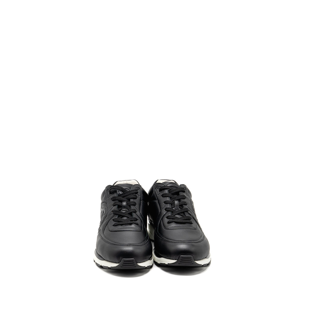 CHANEL CC LOGO SNEAKERS LEATHER BLACK / WHITE