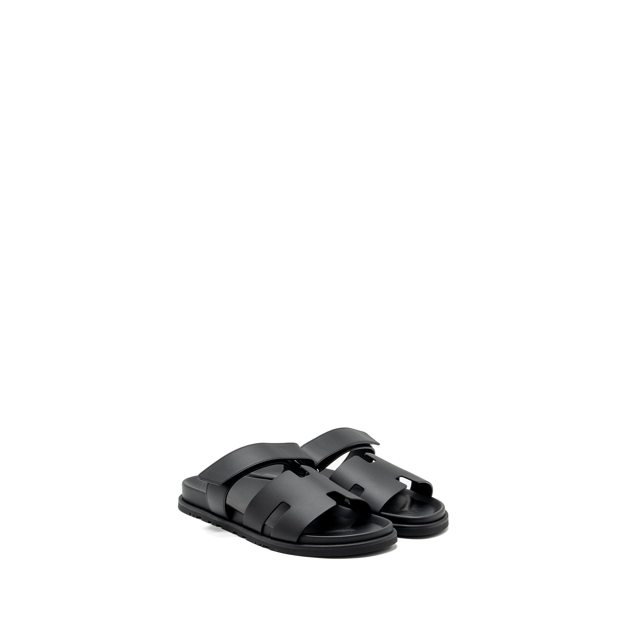 HERMES CHYPRE SANDALS BLACK