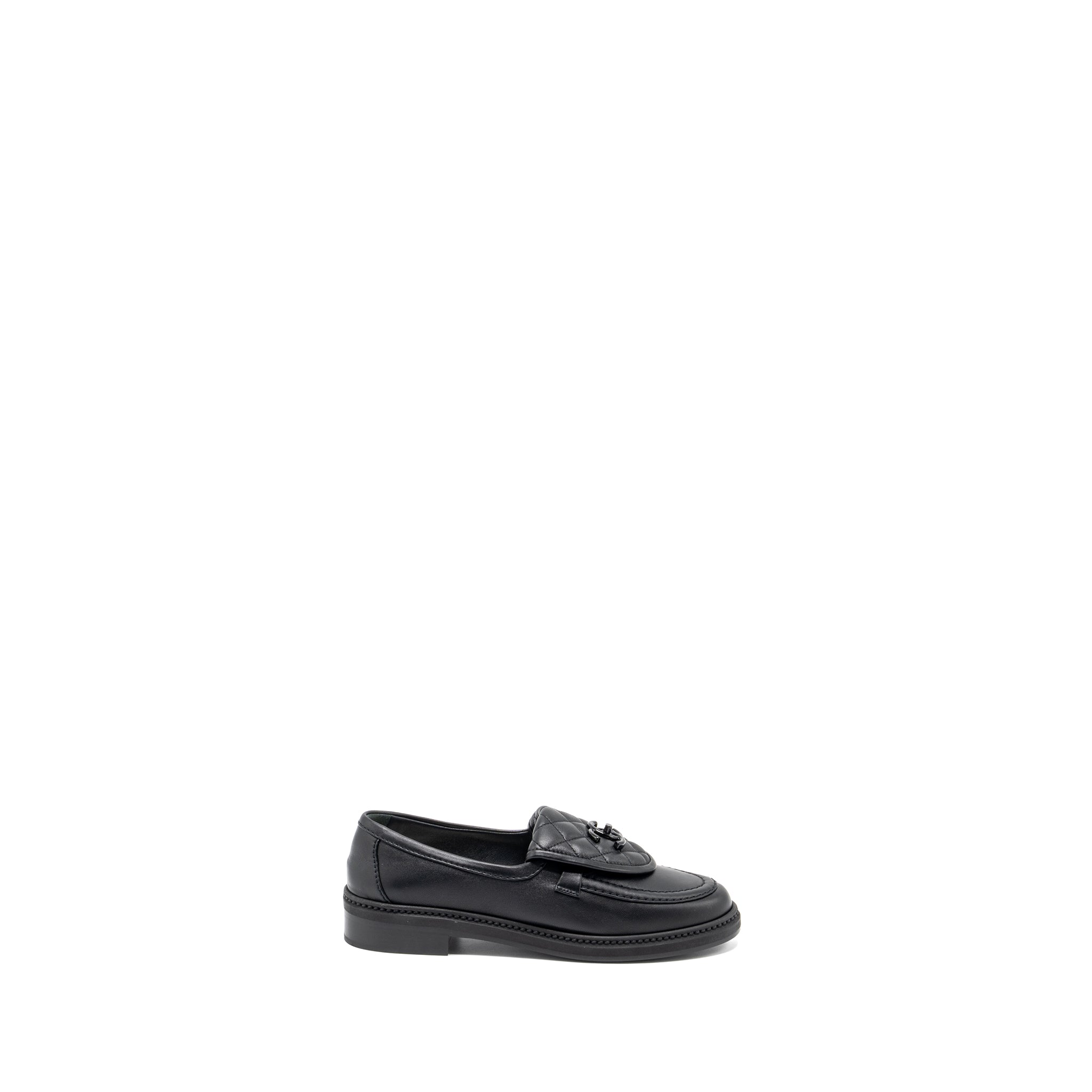 CHANEL 24C QUILTED CC LOGO LOAFER SO BLACK