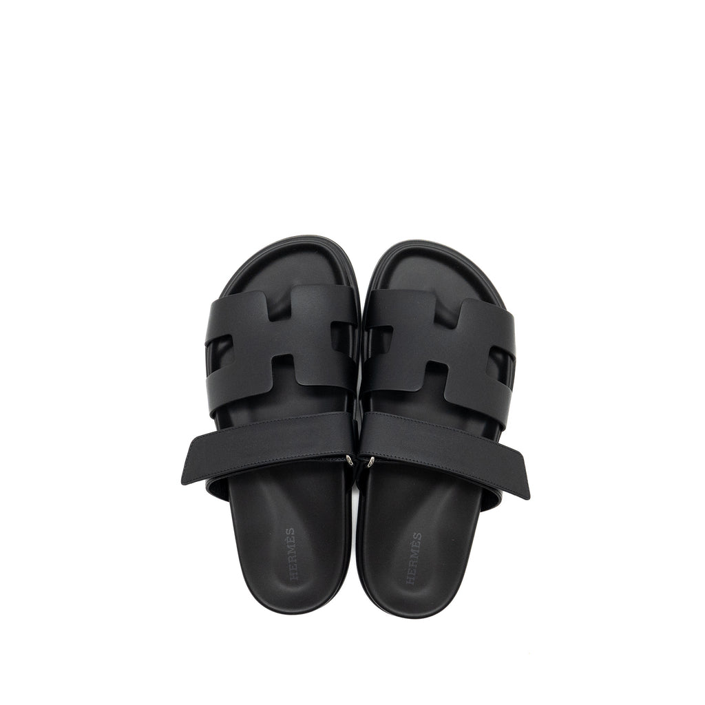 HERMES CHYPRE SANDALS CALFSKIN BLACK
