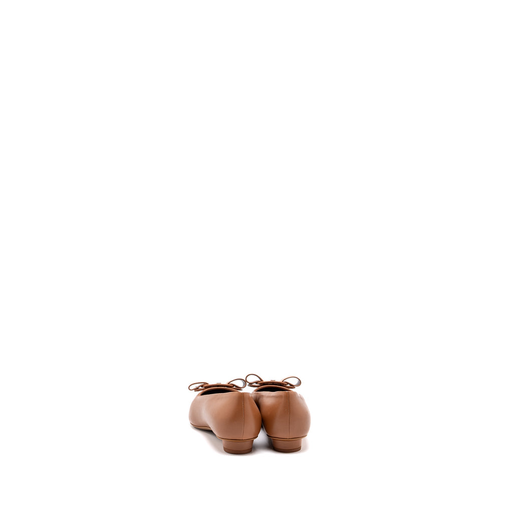 SALVATORE FERRAGAMO VIVA FLATS TAN