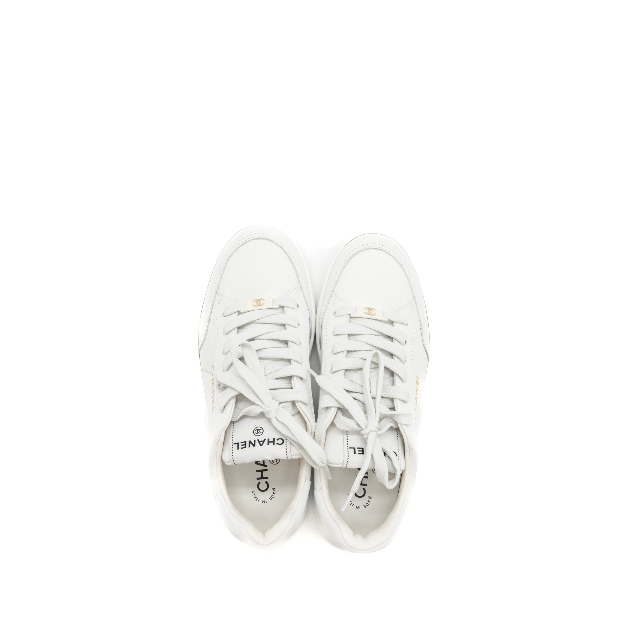 CHANEL 23A SNEAKER CALFSKIN WHITE