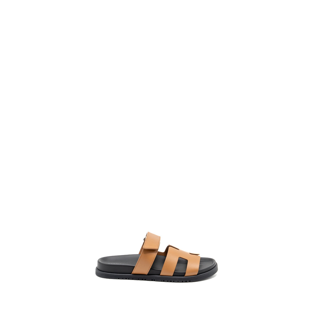 HERMES CHYPRE SANDALS NATUREL