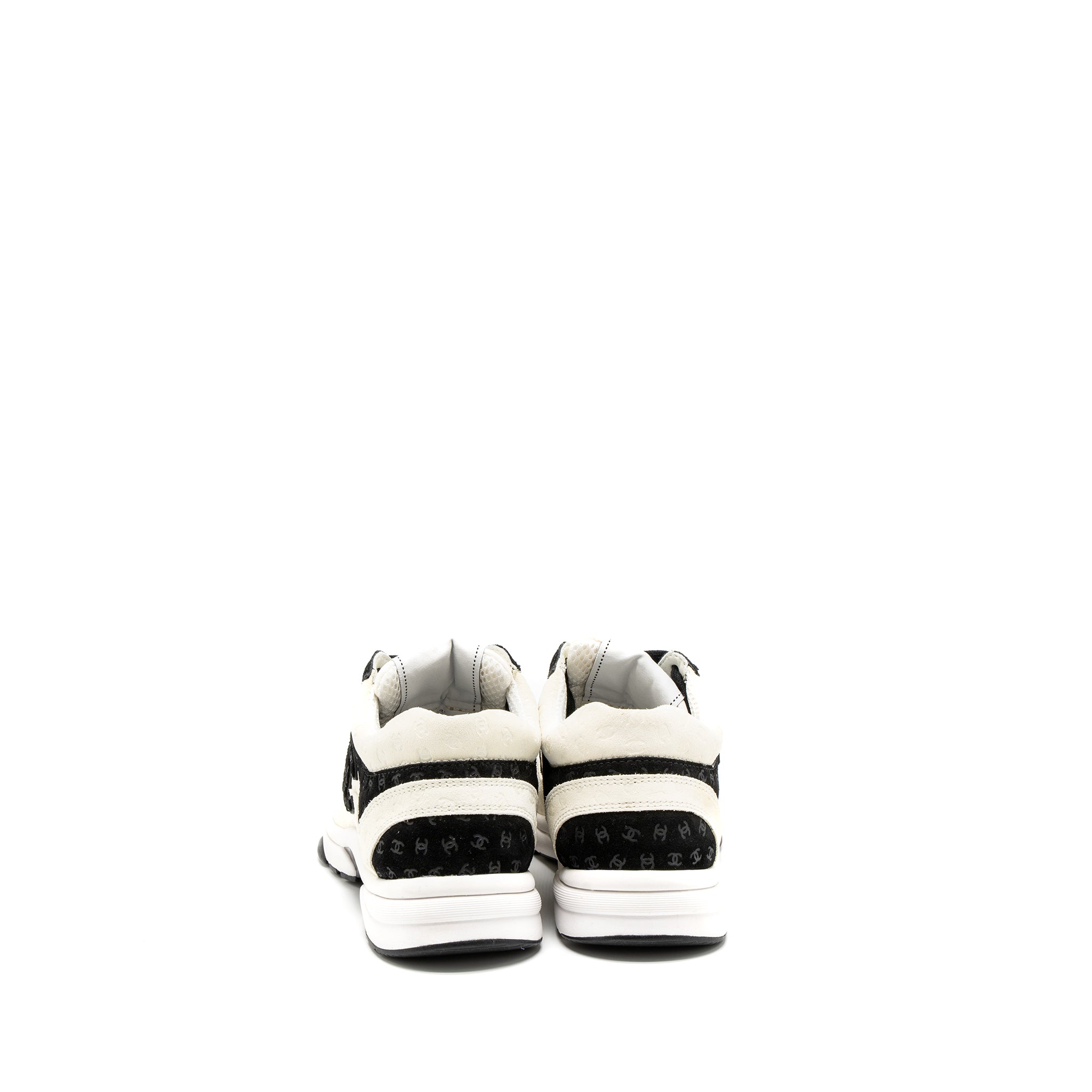 CHANEL 22A TRAINERS PRINTED SUEDE/CALFSKIN BLACK/WHITE