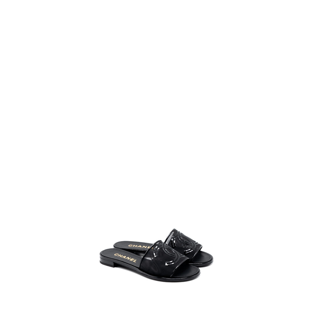 CHANEL CC LOGO SANDALS BLACK