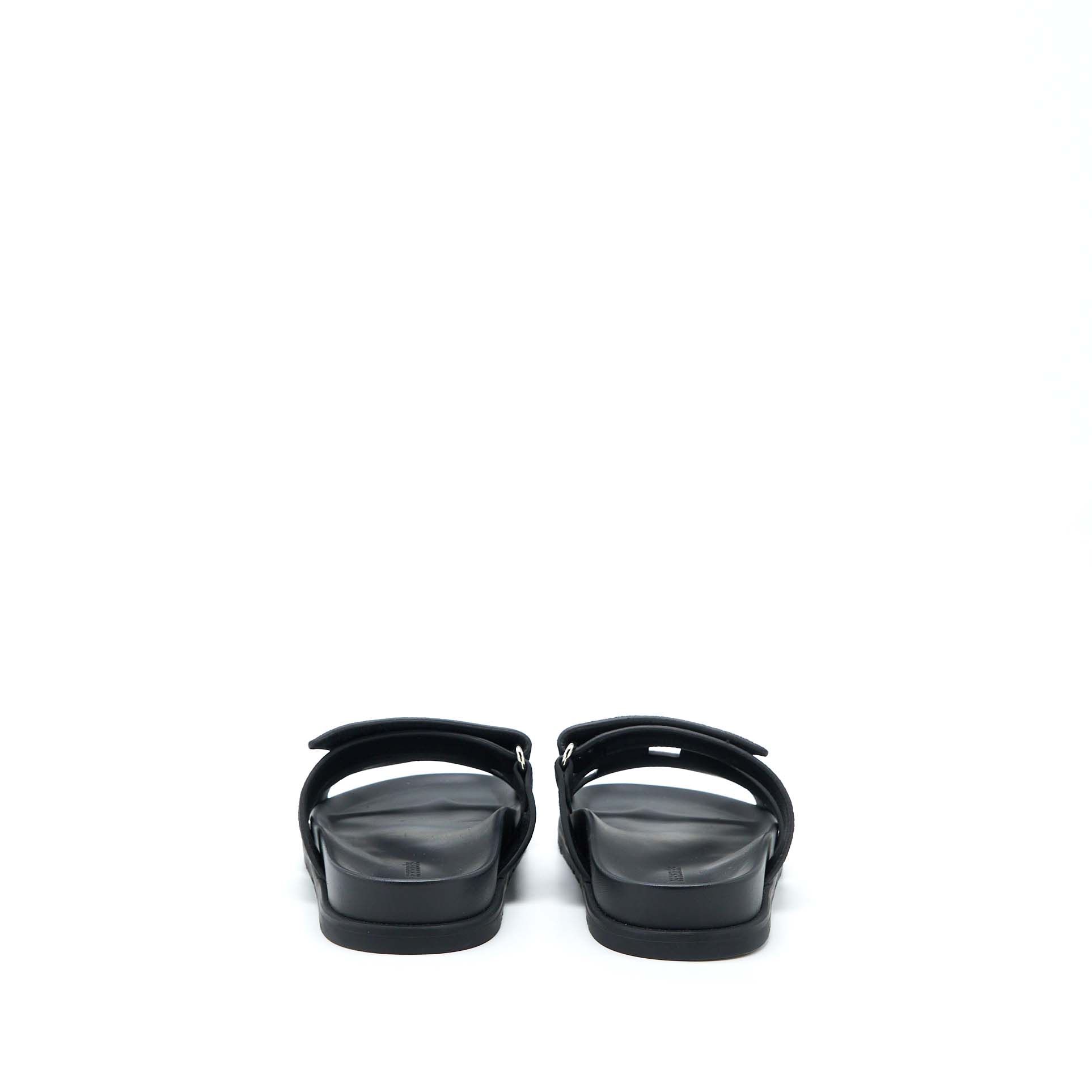 HERMES CHYPRE SANDAL SUEDE BLACK SHW