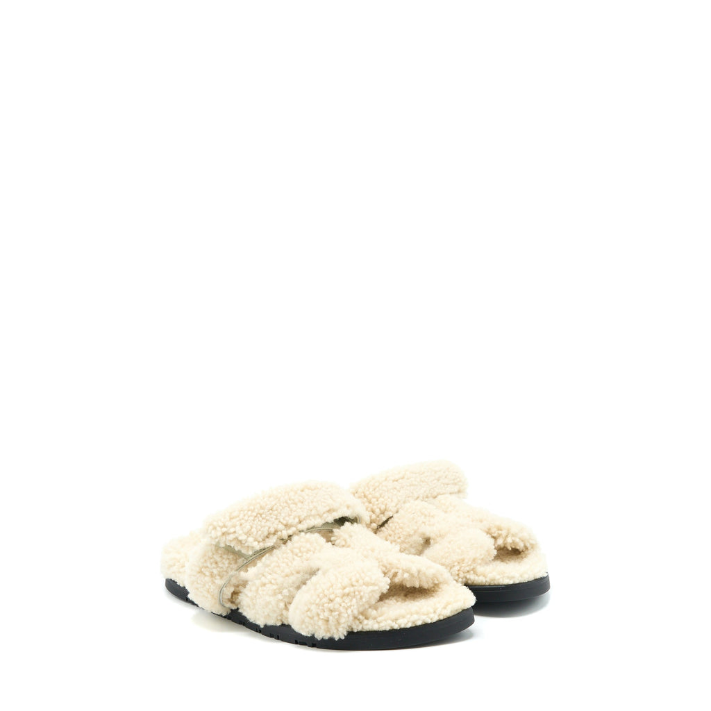 HERMES CHYPRE SANDAL LAINEE ECRU