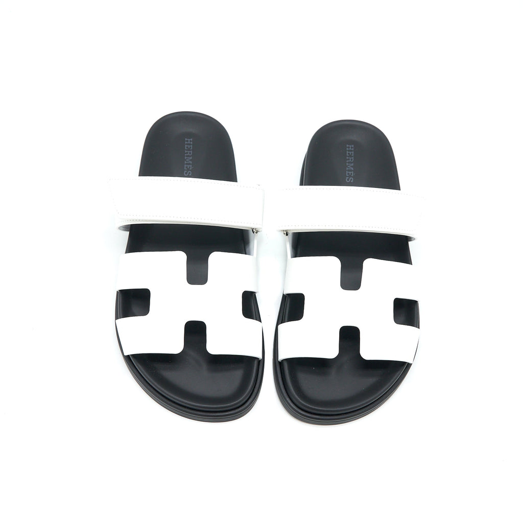 HERMES CHYPRE SANDAL SUEDE WHITE/BLACK SHW