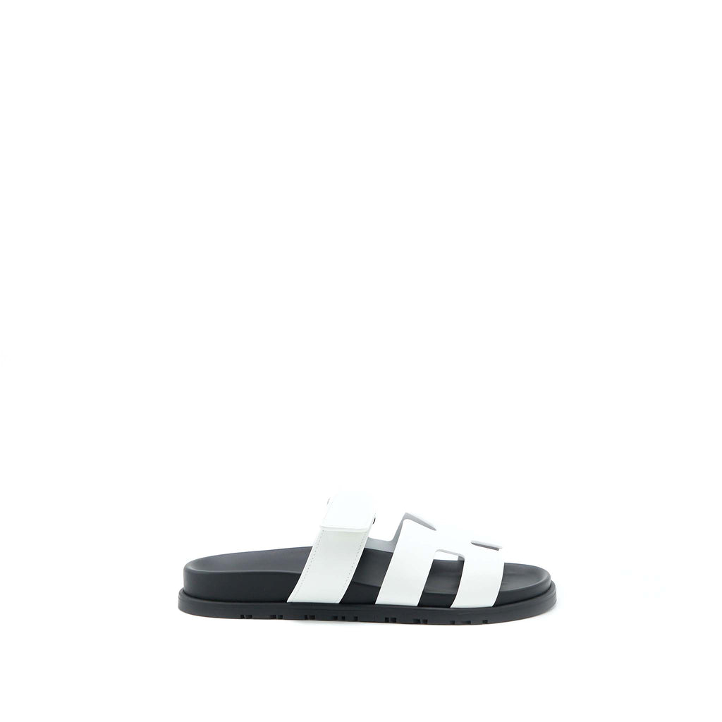 HERMES CHYPRE SANDAL SUEDE WHITE/BLACK SHW