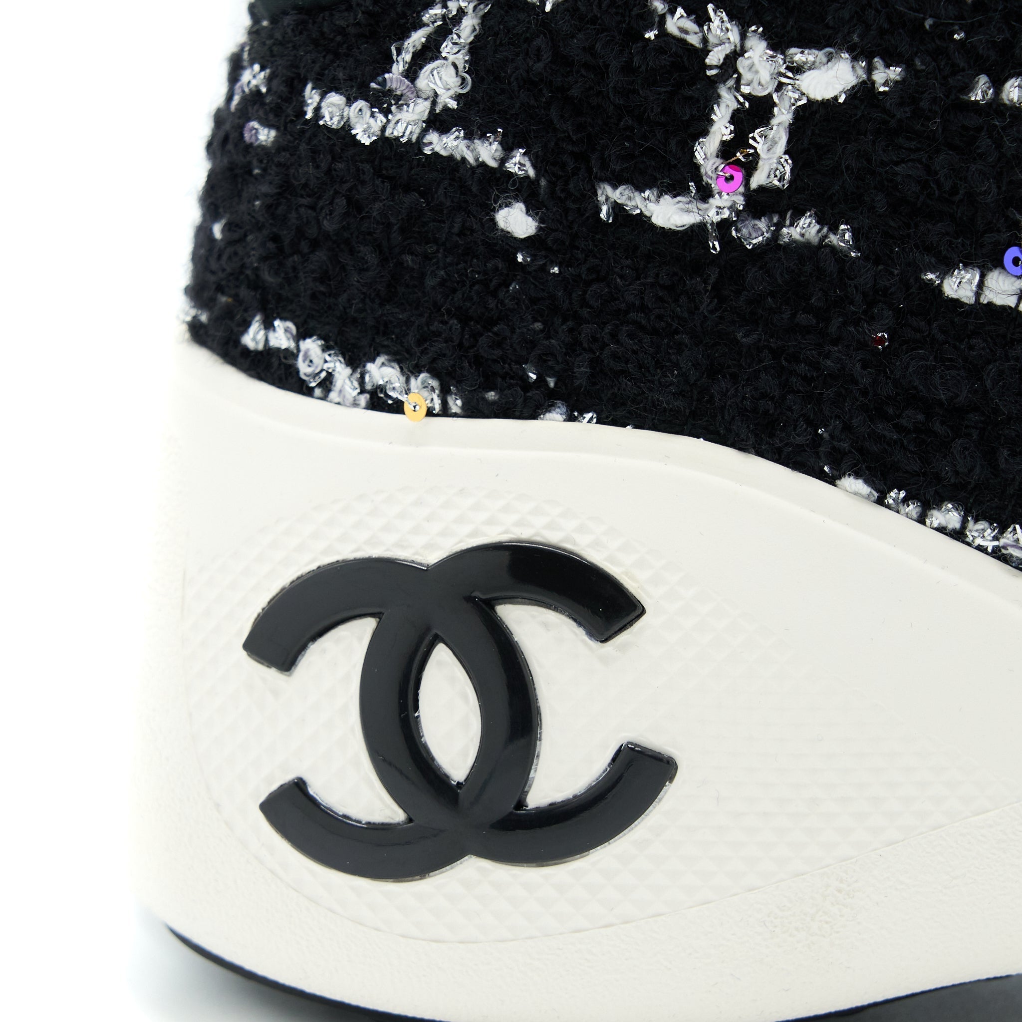 CHANEL WINTER SNEAKERS FABRIC BLACK/WHITE