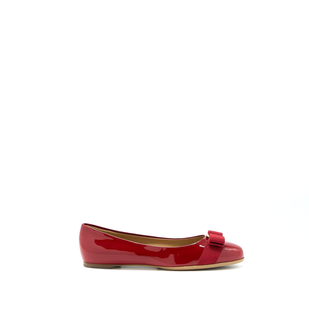 FERRAGAMO 7C VARUNA BALLET FLATS RED
