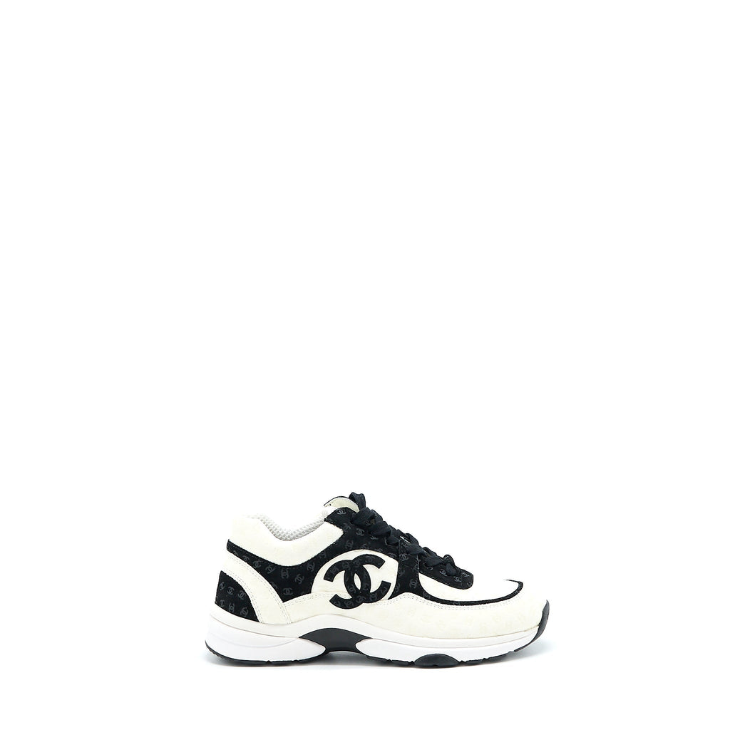 CHANEL 22A TRAINERS PRINTED SUEDE CALFSKIN BLACK/WHITE