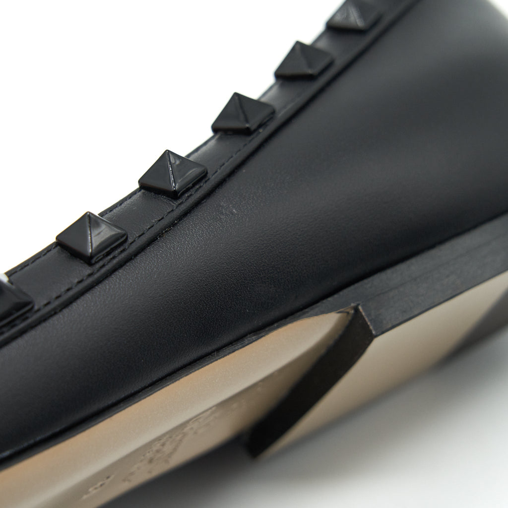 VALENTINO GARAVANI ROCKSTUD FLAT SHOES BLACK
