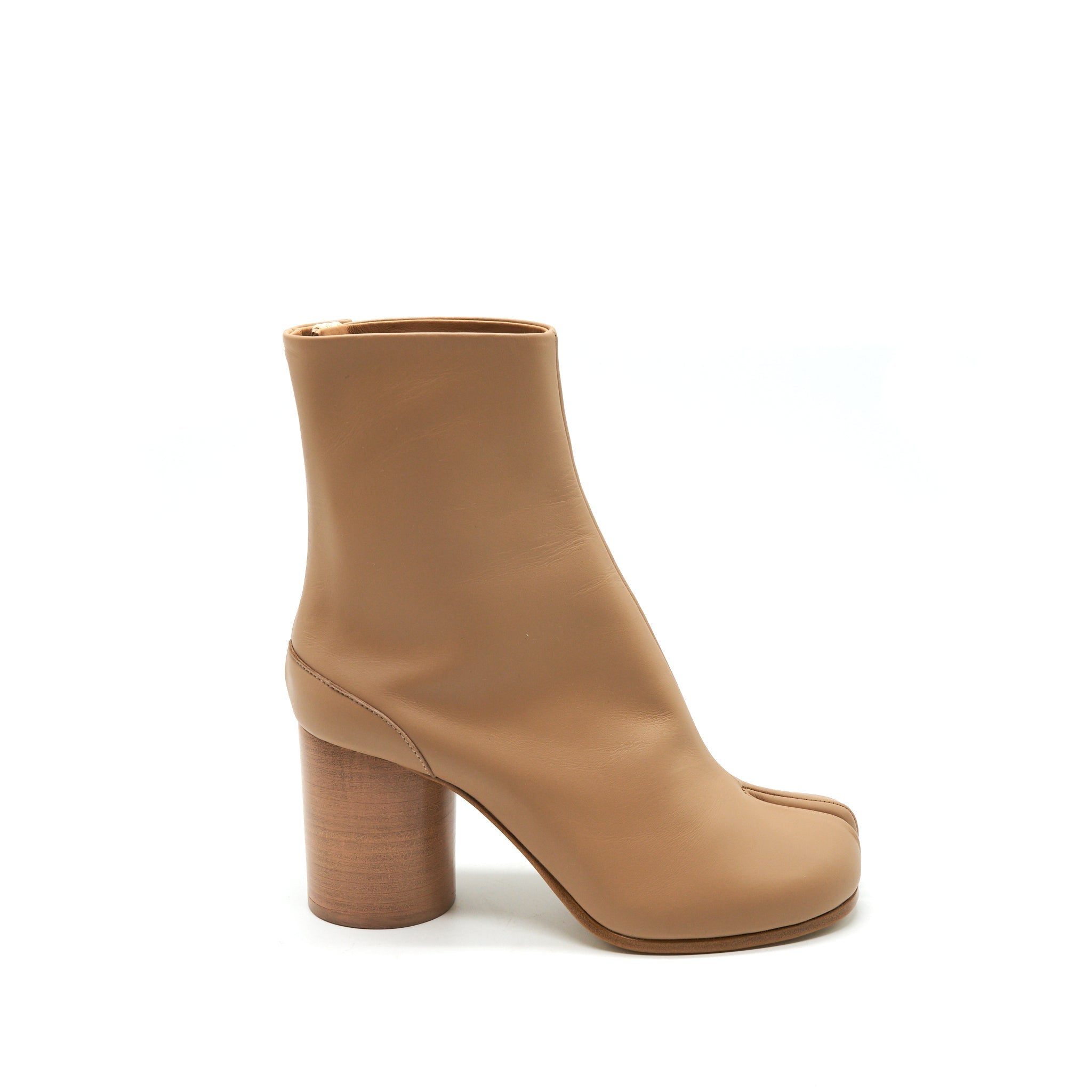 MADISON MANGIELA TABI LEATHER ANKLE BOOTS BEIGE
