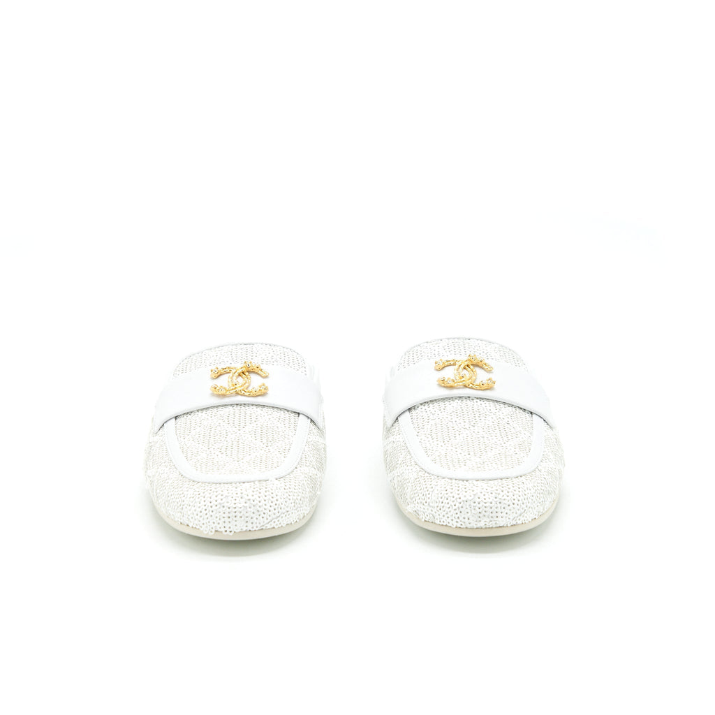 CHANEL CC LOGO SEQUINS LAMBSKIN MULE WHITE GHW