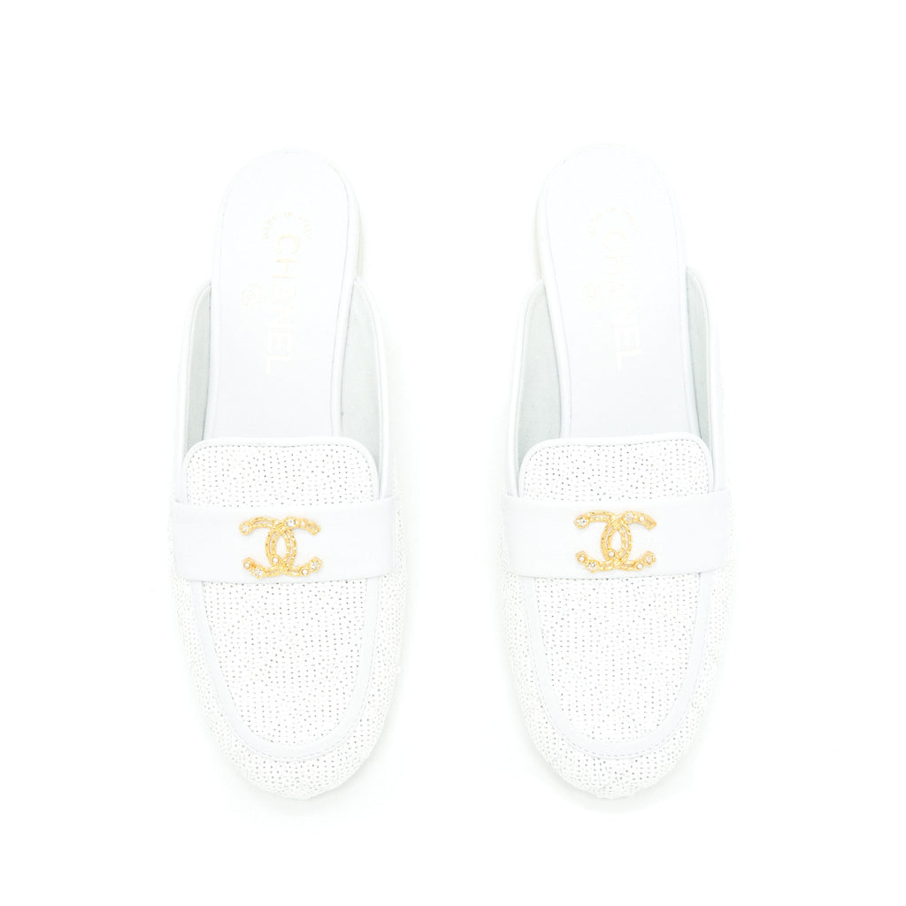 CHANEL CC LOGO SEQUINS LAMBSKIN MULE WHITE GHW