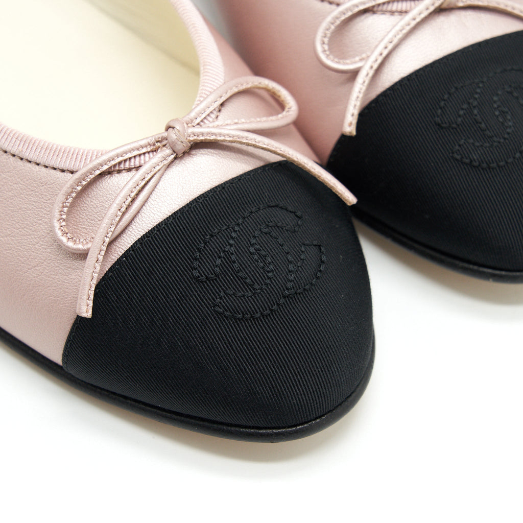 CHANEL FLATS PINK/ BLACK