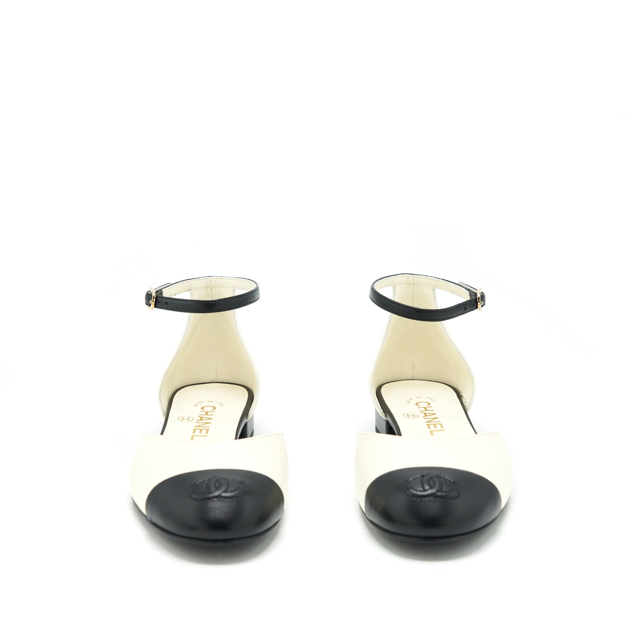 CHANEL OPEN FLAT SHOES LAMBSKIN IVORY / BLACK
