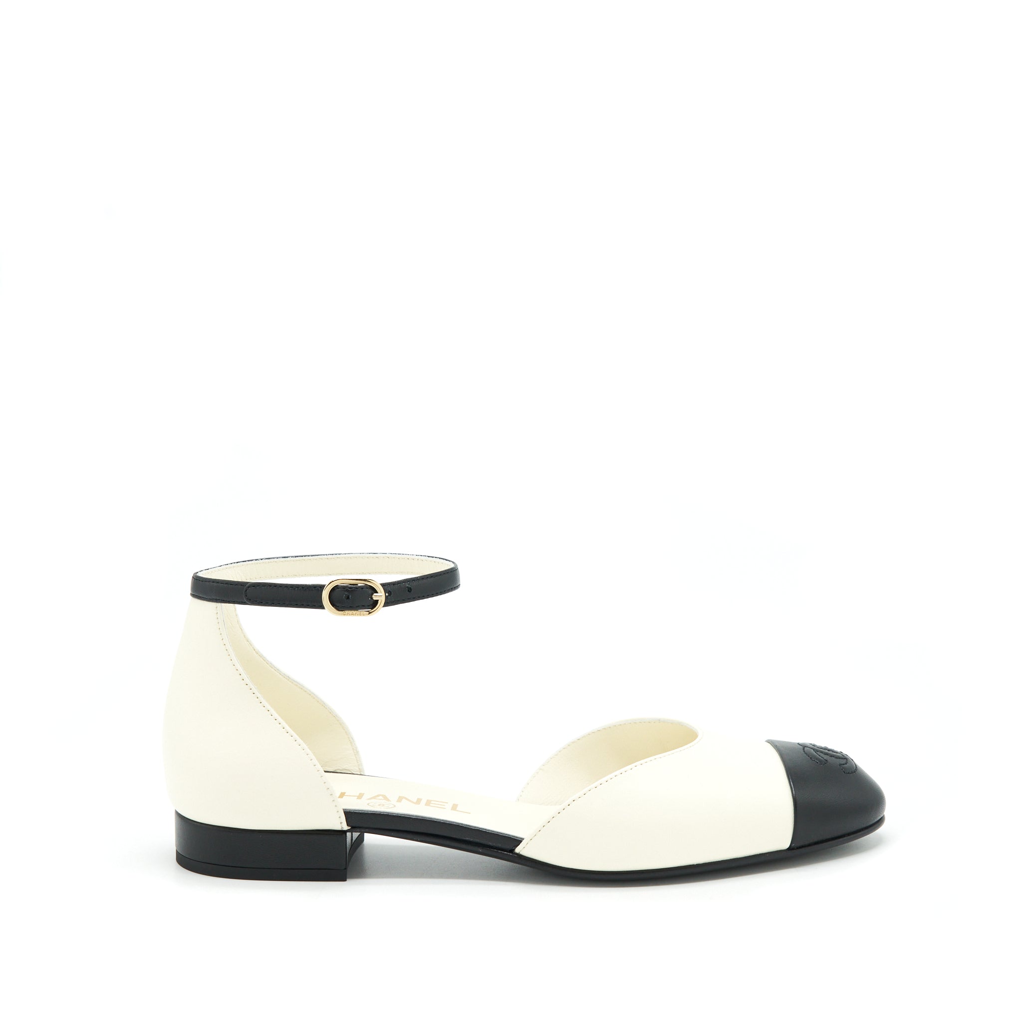 CHANEL OPEN FLAT SHOES LAMBSKIN IVORY / BLACK