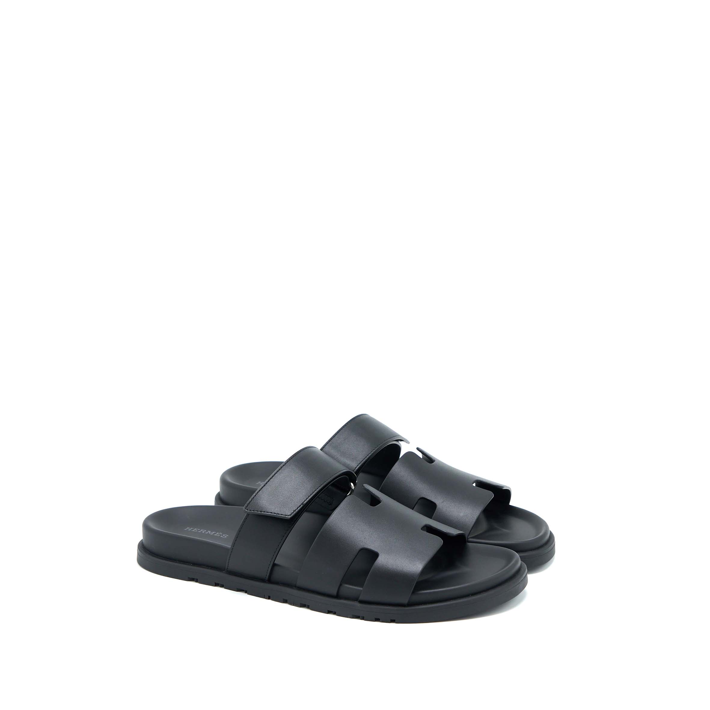 HERMES CHYPRE SANDALS BLACK