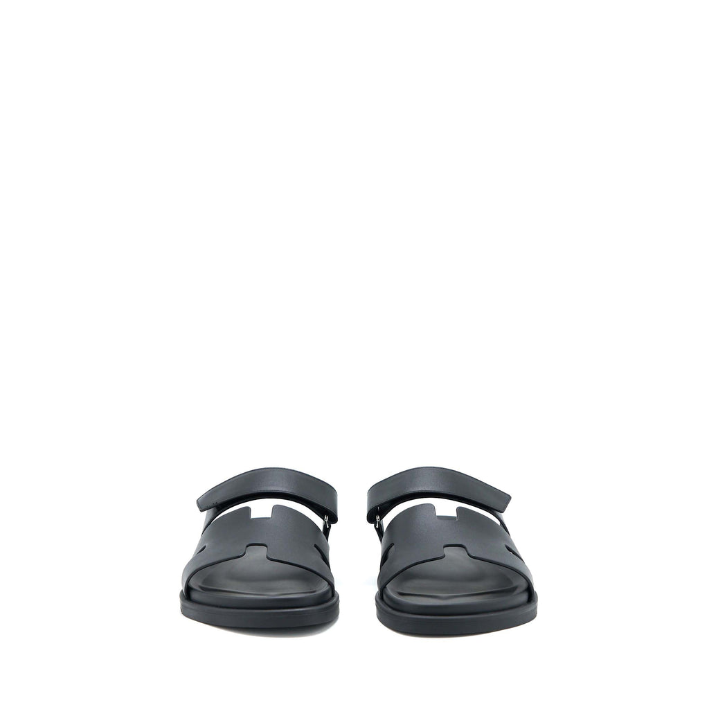 HERMES CHYPRE SANDALS BLACK