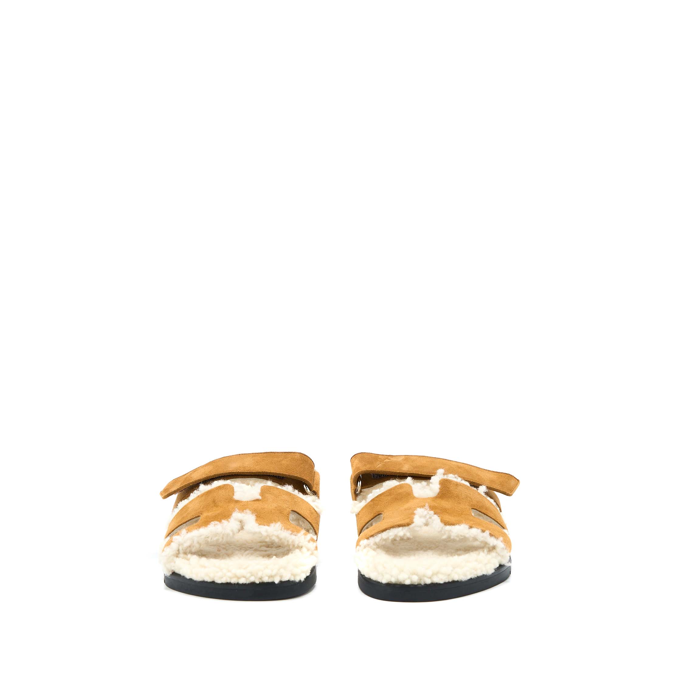 HERMES CHYPRE SANDAL CARMEL