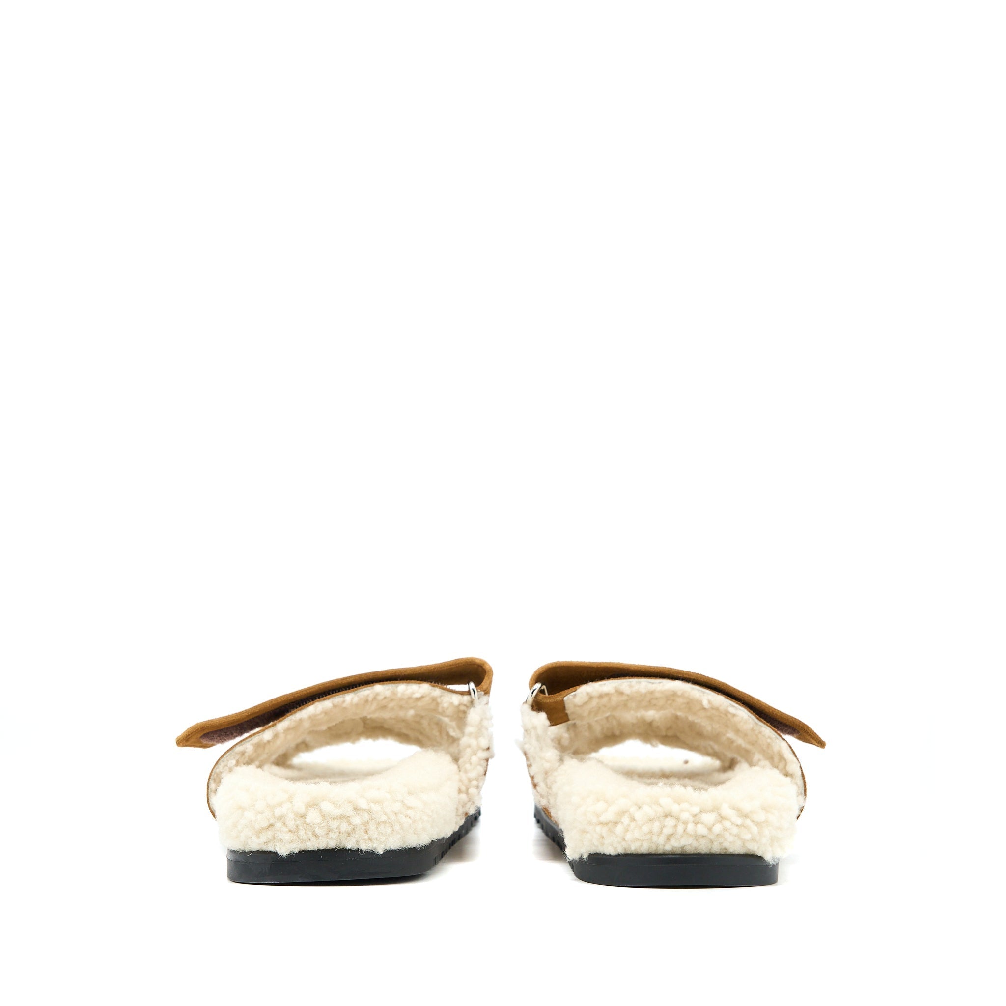HERMES CHYPRE SANDAL CARMEL