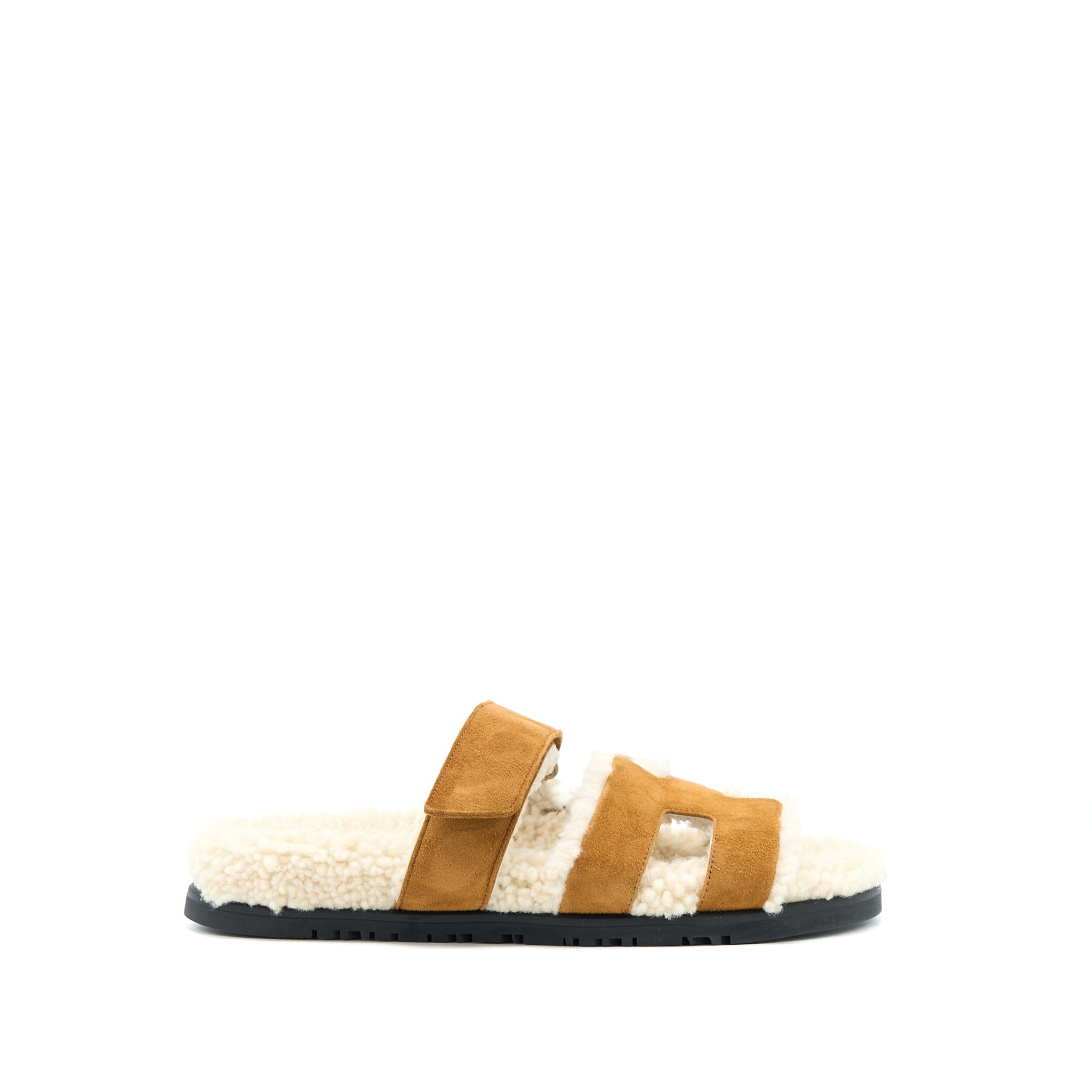 HERMES CHYPRE SANDAL CARMEL