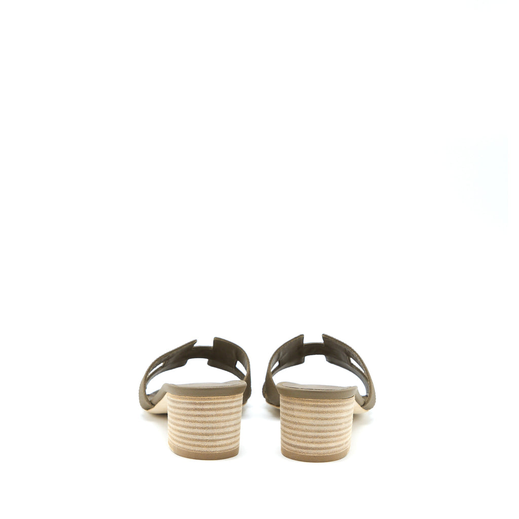HERMES OASIS SANDAL EPSOM ETOUPE