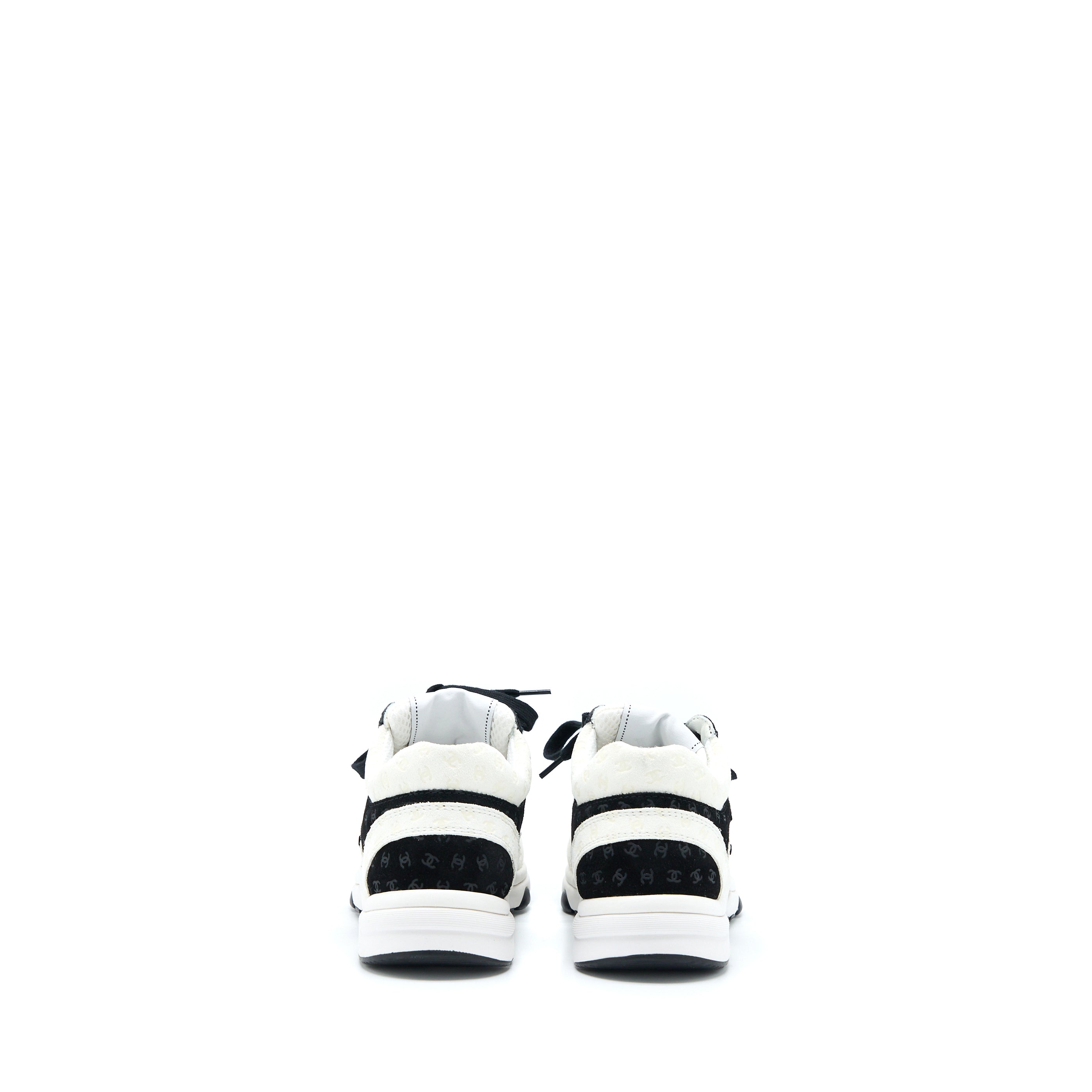 CHANEL 22A TRAINERS PRINTED SUEDE/CALFSKIN BLACK/WHITE