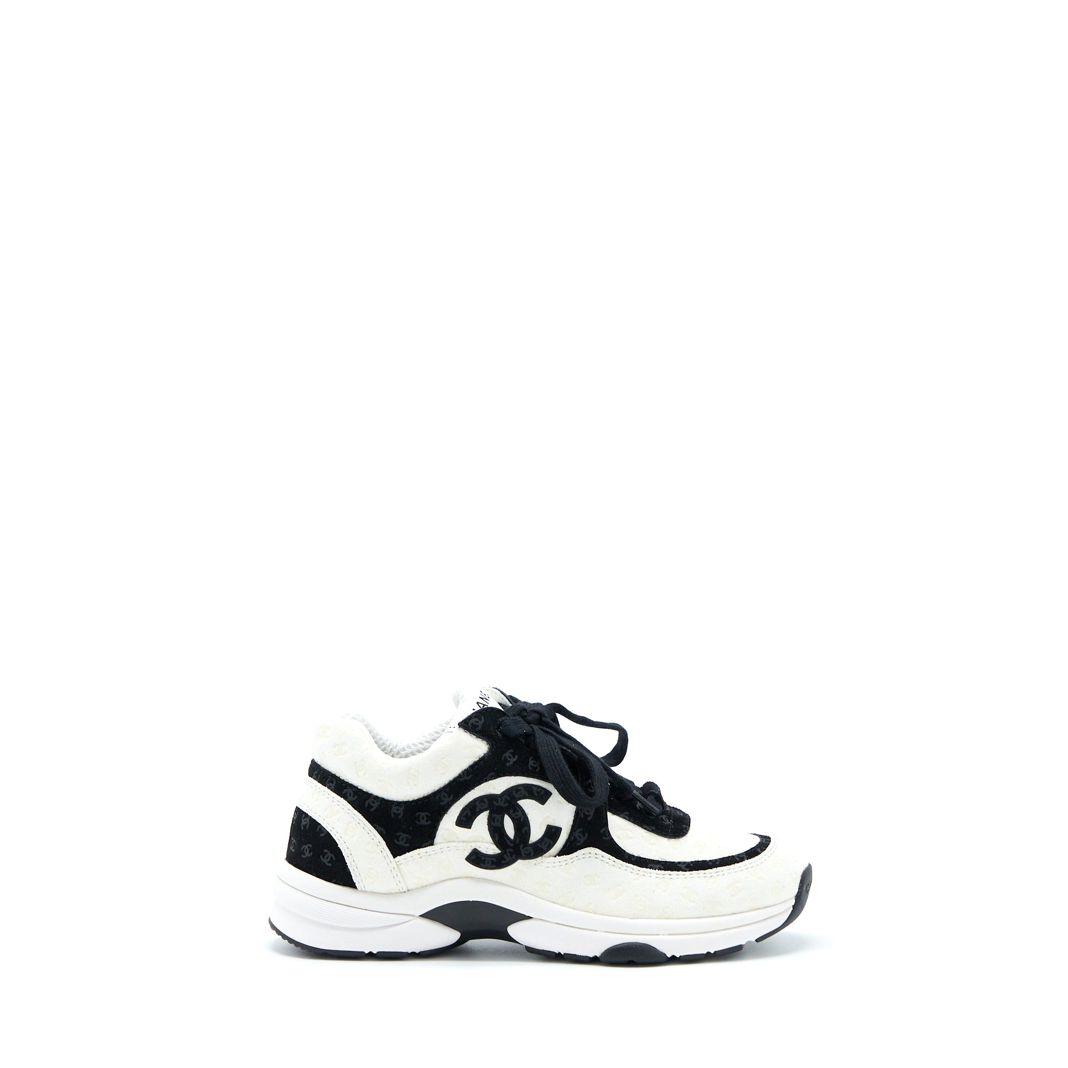 CHANEL 22A TRAINERS PRINTED SUEDE/CALFSKIN BLACK/WHITE