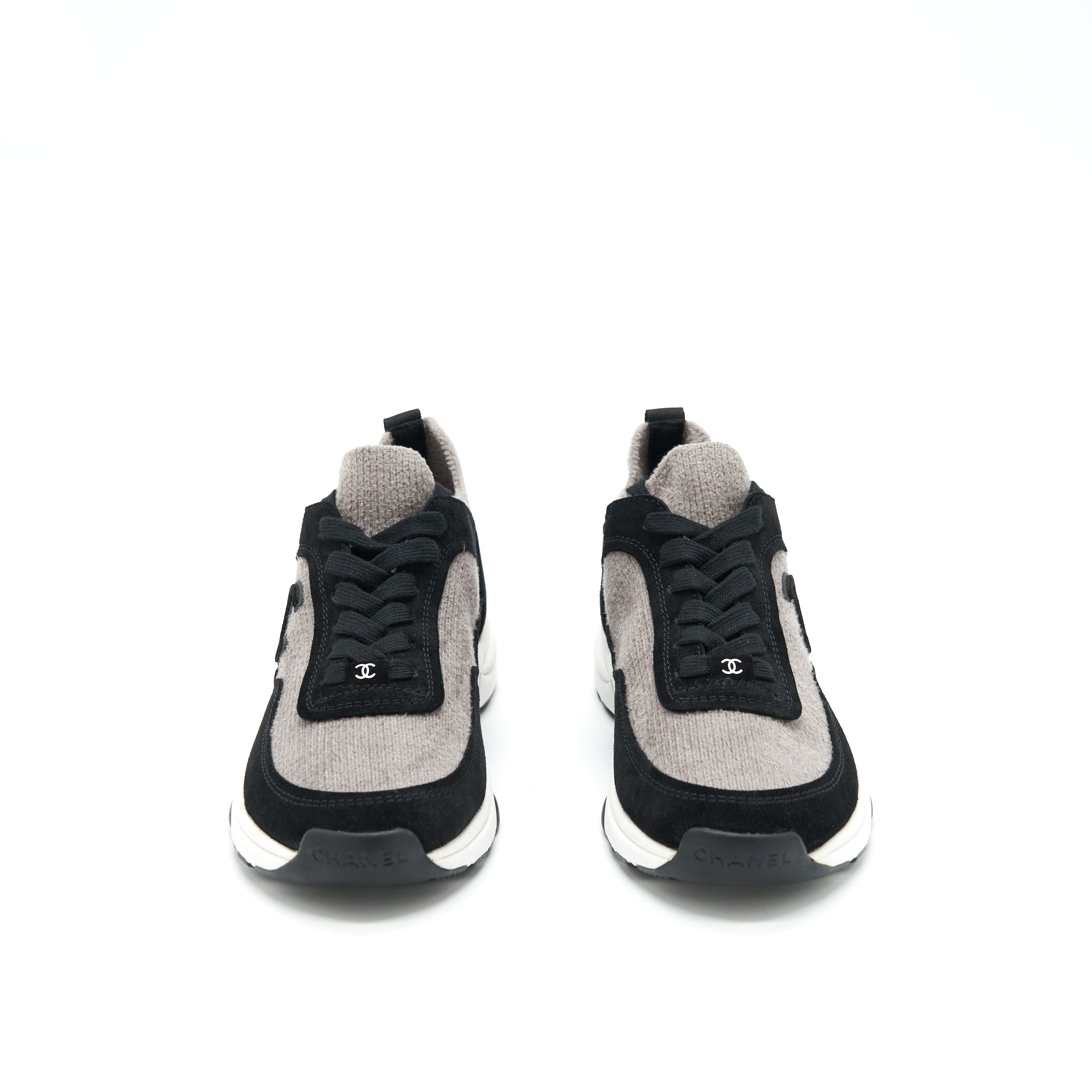 CHANEL WOMEN’S SNEAKERS GREY/ BLACK