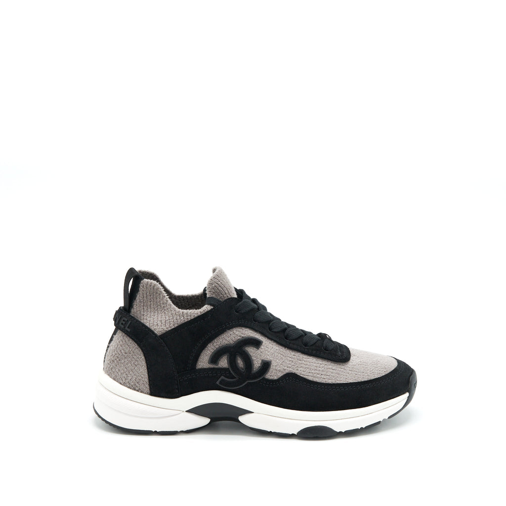 CHANEL WOMEN’S SNEAKERS GREY/ BLACK