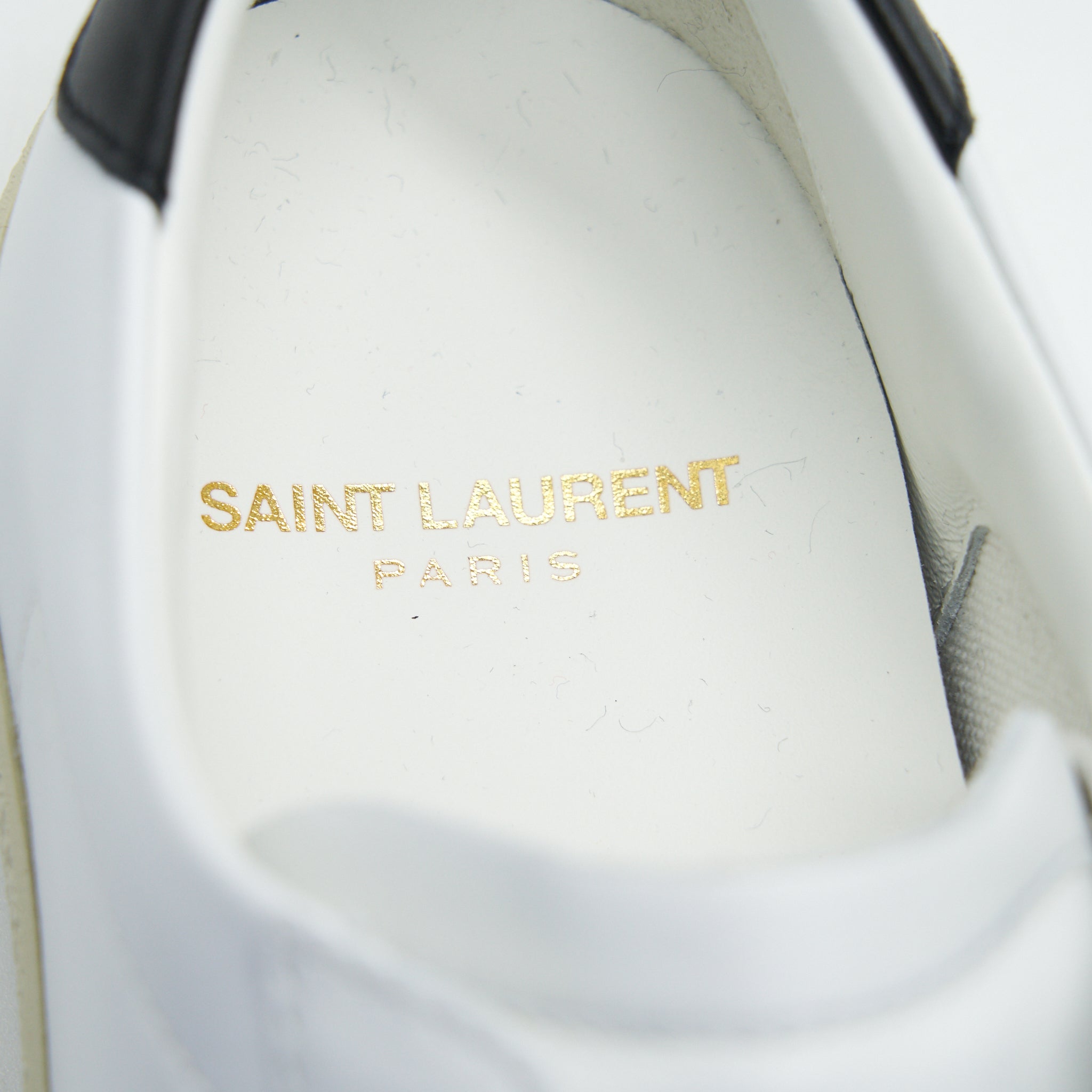 SAINT LAURENT COURT CLASSIC LOW TOP LEATHER SNEAKERS