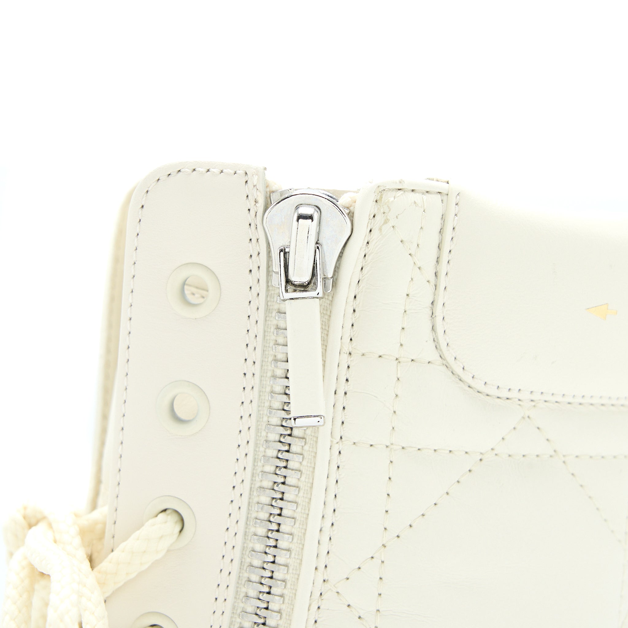 DIOR D-LEADER ANKLE BOOT QUILTED CANNAGE CALFSKIN WHITE SHW