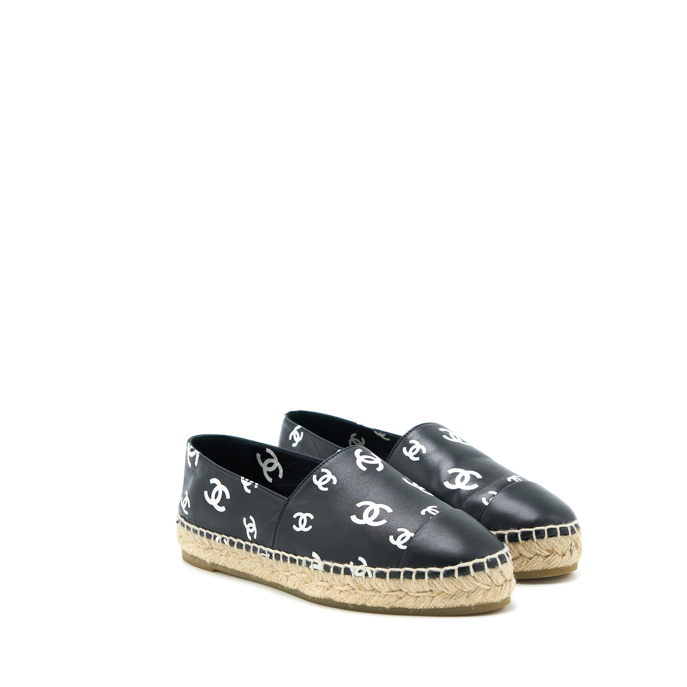 CHANEL SMALL CC LOGOS ESPADRILLES BLACK / WHITE