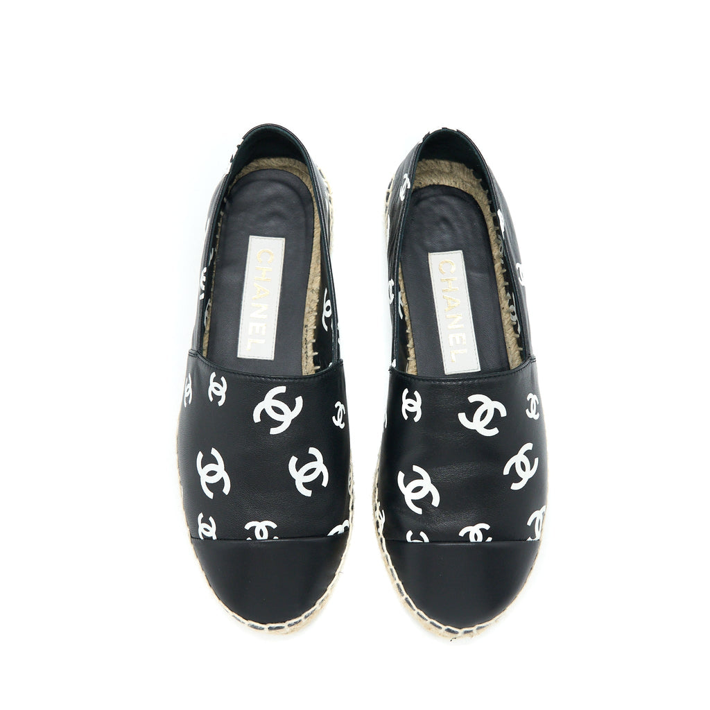 CHANEL SMALL CC LOGOS ESPADRILLES BLACK / WHITE