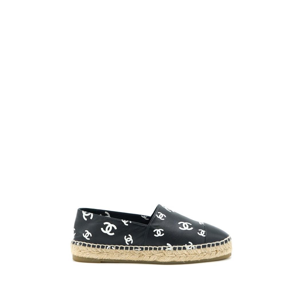 CHANEL SMALL CC LOGOS ESPADRILLES BLACK / WHITE