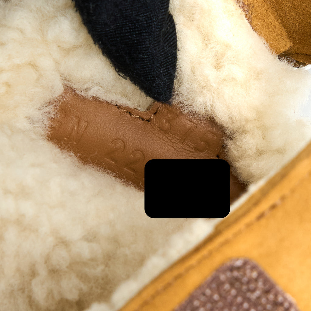 HERMES CHYPRE SANDAL SUEDE GOATSKIN/SHEARLING BEIGE DOREEN/ECRU